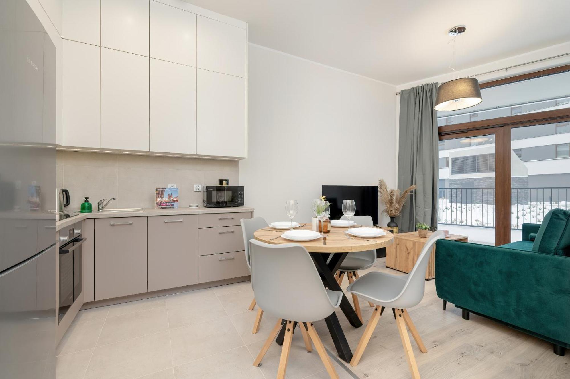 Apartment Luxury Near The Center Of Cracow By Renters Prestige Krakow